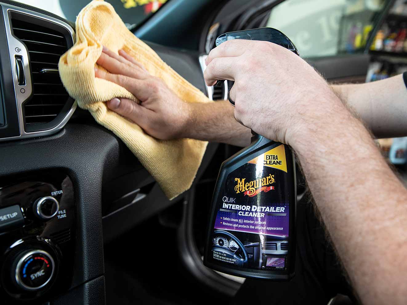 Meguiar's Quik Interior Detailer Cleaner, G13616, 16oz (USA IMPORT)