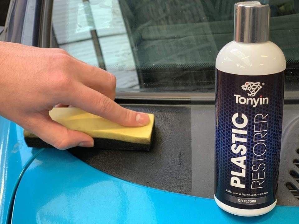 PLASTIC RESTORER 300 ml